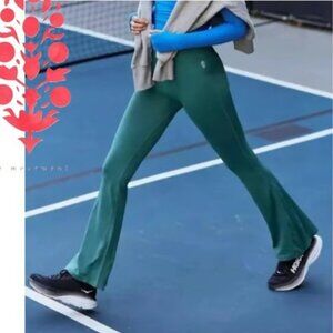 Free People Movement Good Karma Flare Leggings green size M